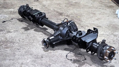 *DEFECTIVE* 2023-2026 Ineos Grenadier Rear Axle Assembly UNDER 1000 MILES! CLEAN